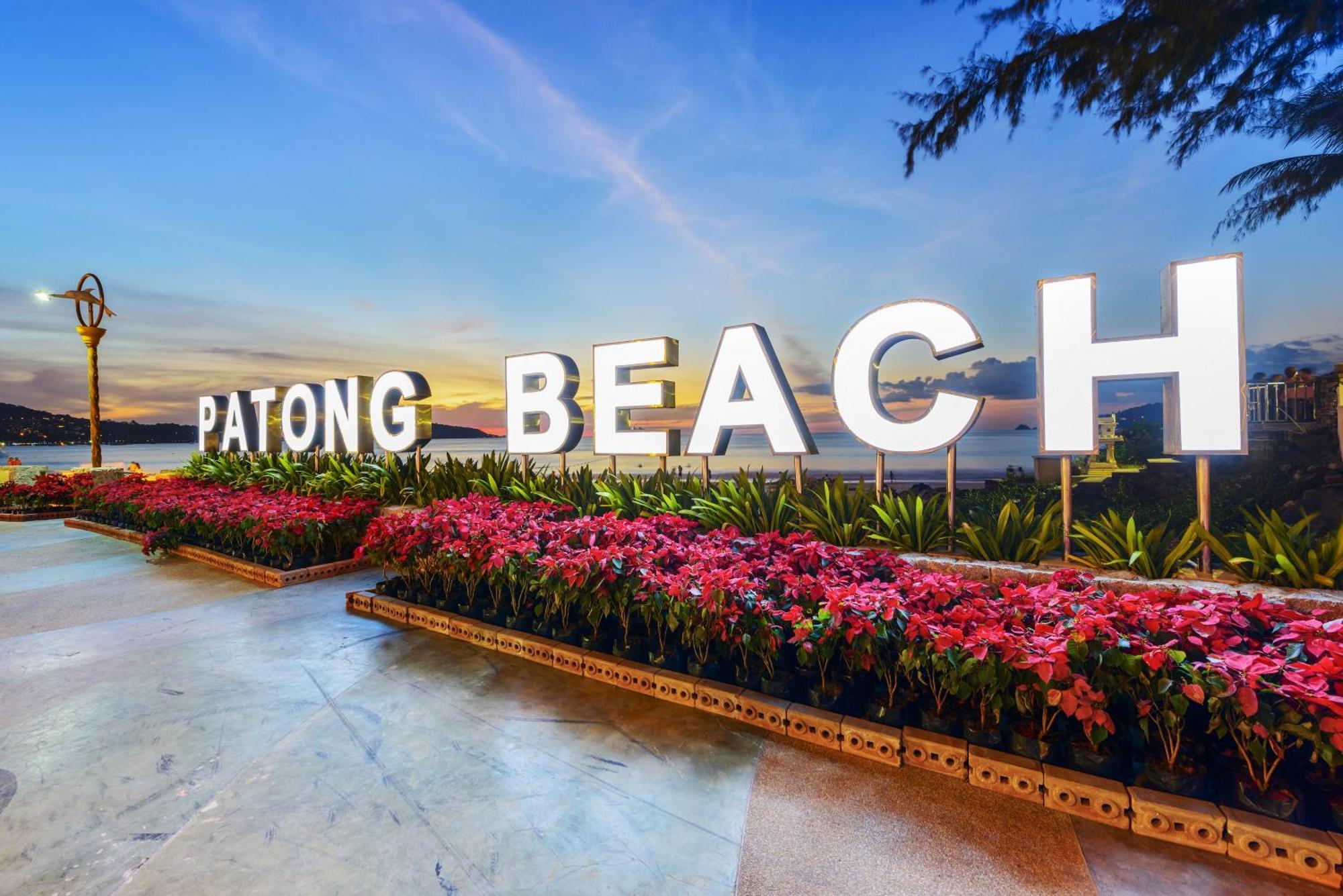 Готель Casa Del M Phuket - Newly Renovated Patong Екстер'єр фото