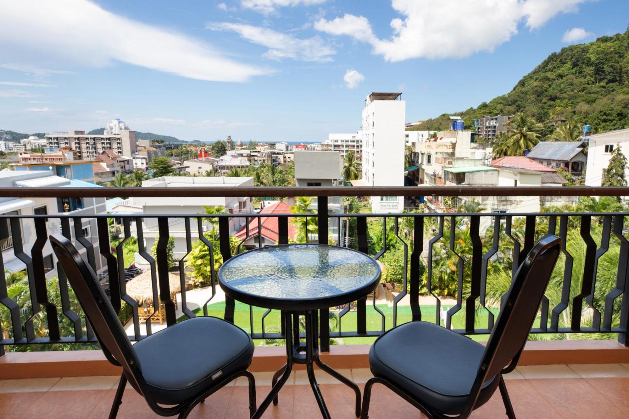 Готель Casa Del M Phuket - Newly Renovated Patong Екстер'єр фото