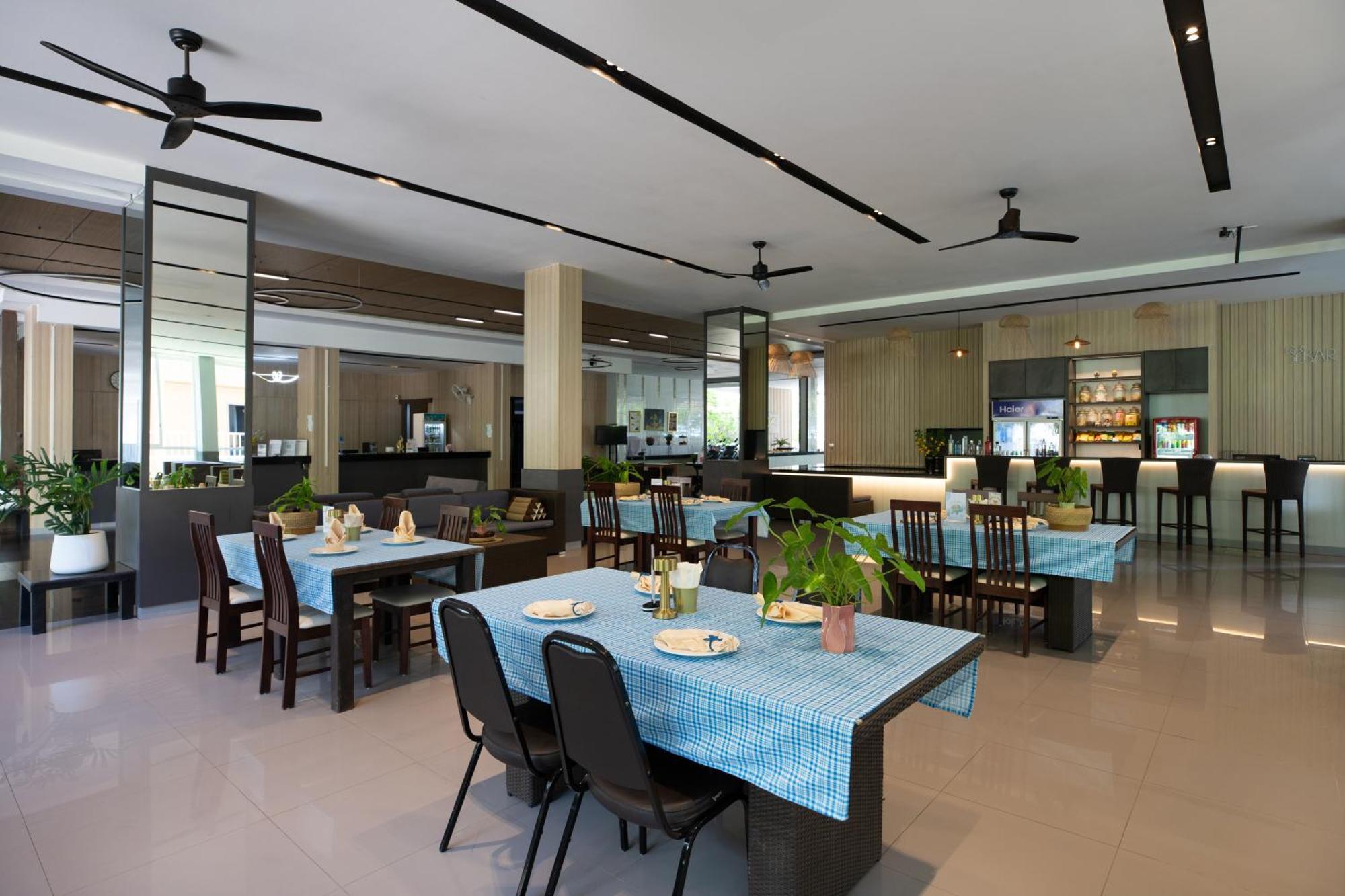 Готель Casa Del M Phuket - Newly Renovated Patong Екстер'єр фото
