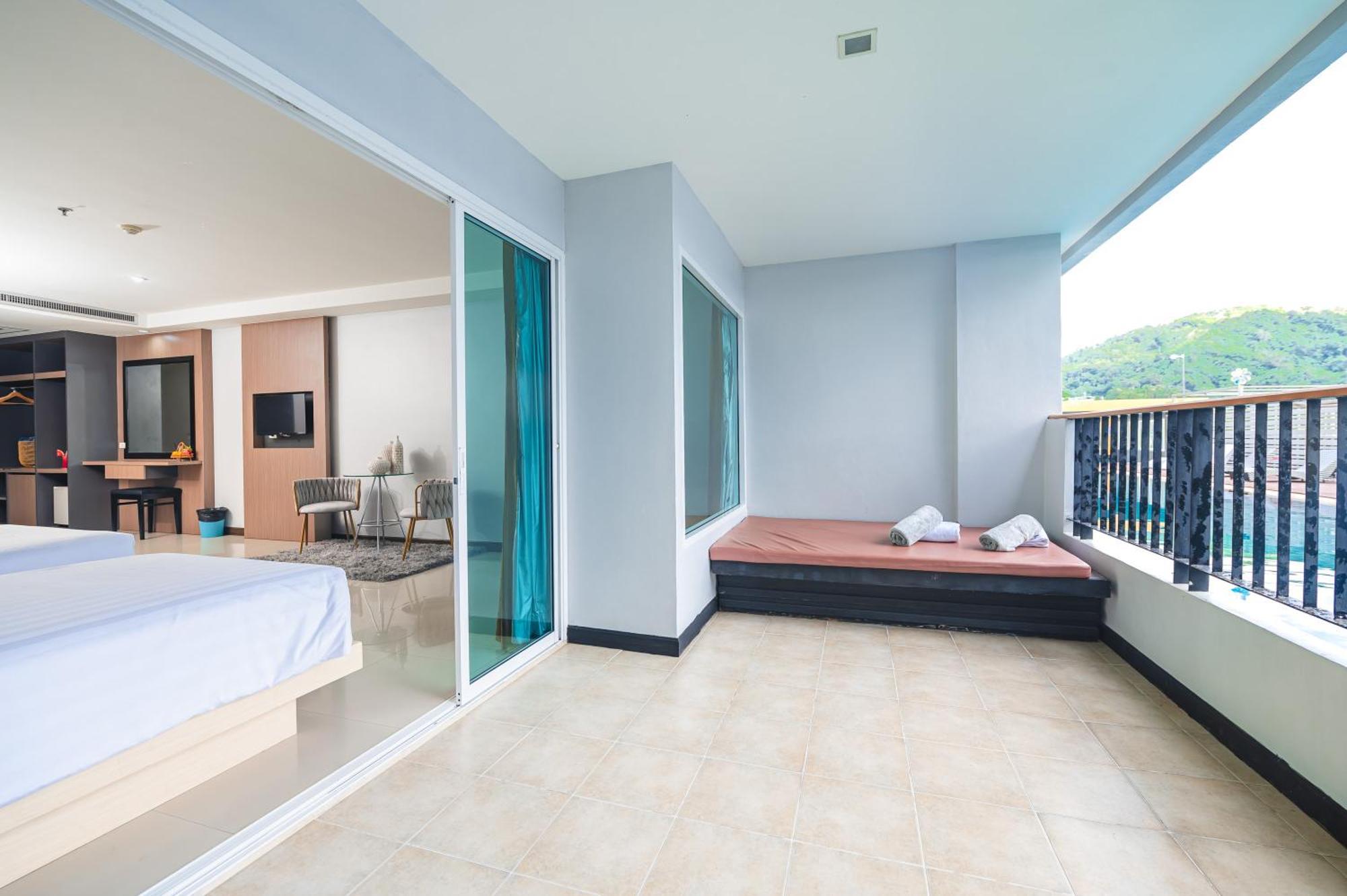 Готель Casa Del M Phuket - Newly Renovated Patong Номер фото