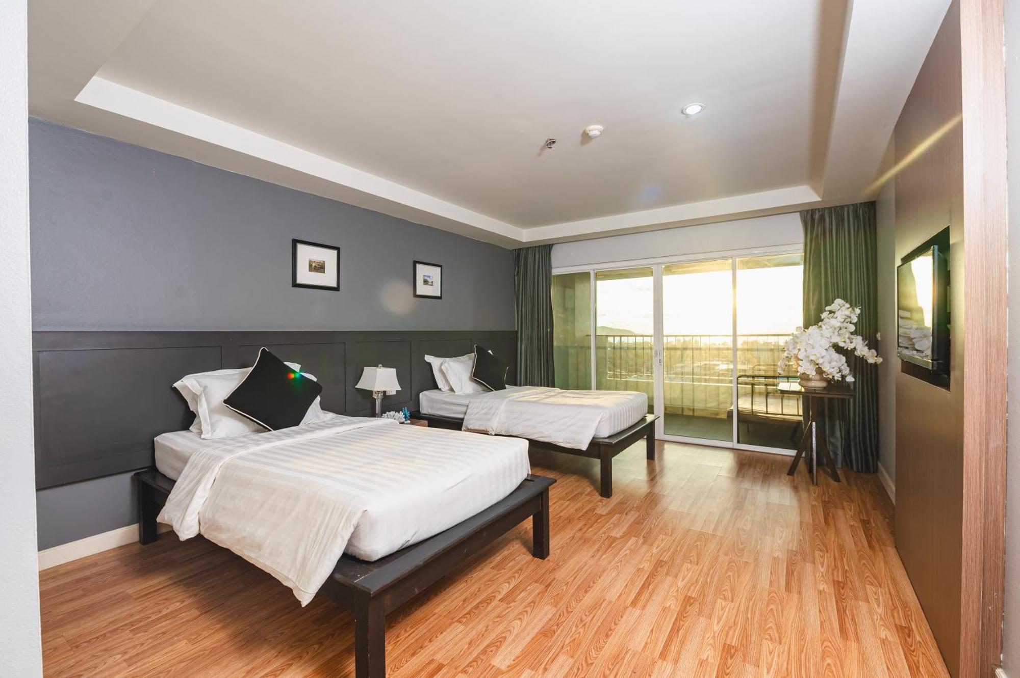 Готель Casa Del M Phuket - Newly Renovated Patong Номер фото
