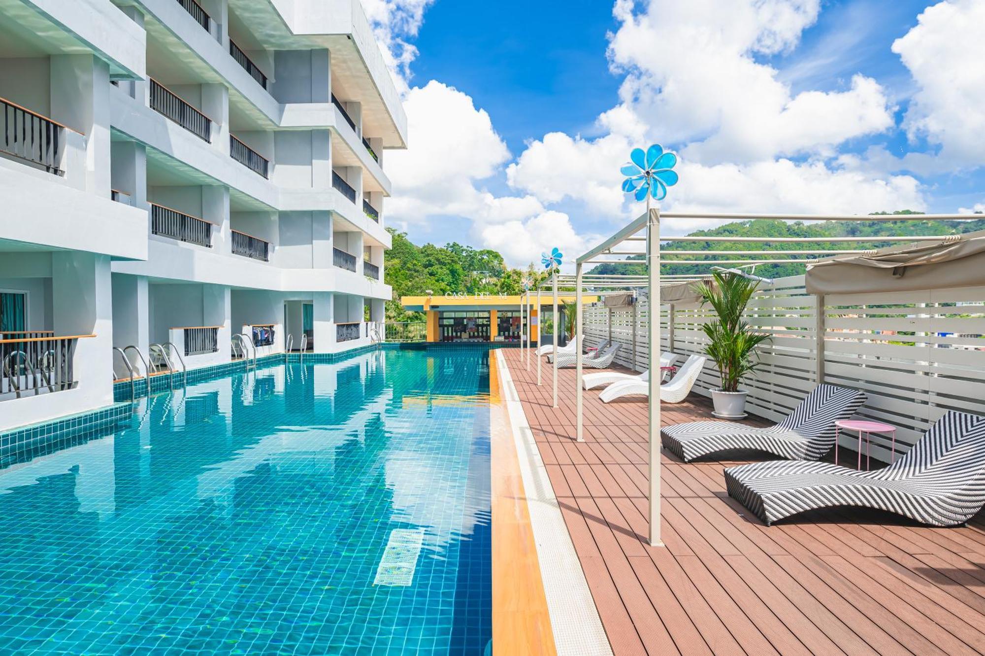 Готель Casa Del M Phuket - Newly Renovated Patong Екстер'єр фото
