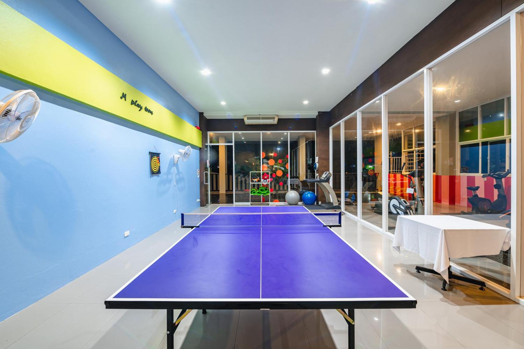 Готель Casa Del M Phuket - Newly Renovated Patong Екстер'єр фото