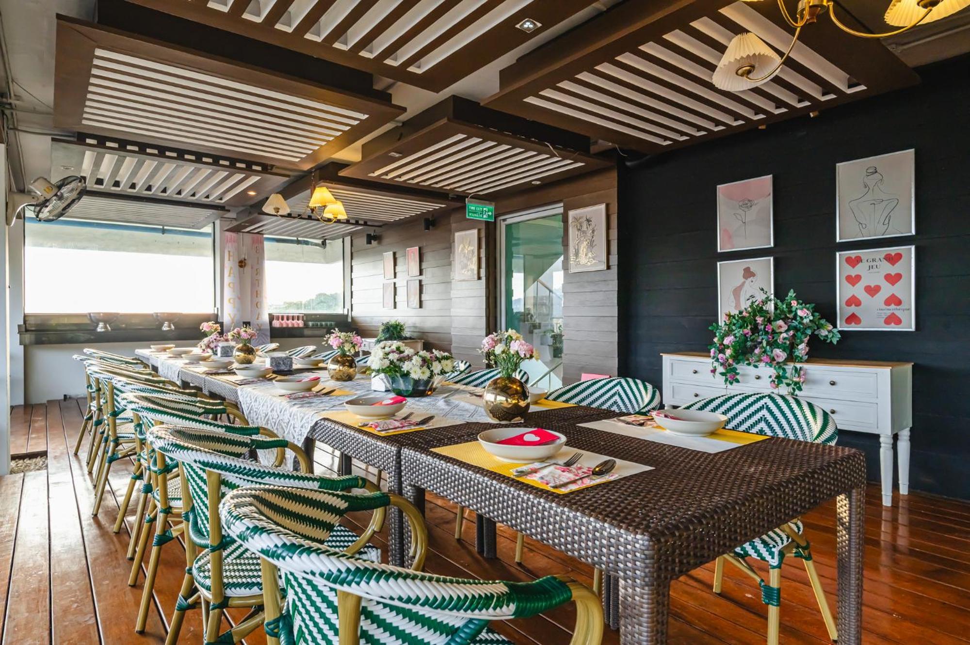 Готель Casa Del M Phuket - Newly Renovated Patong Екстер'єр фото